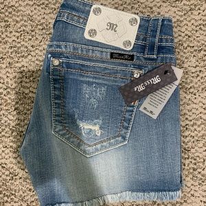 Women’s Miss Me shorts